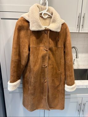 Hide Society Chestnut Brown sheepskin-Lined Suede Coat with Cream Shearling